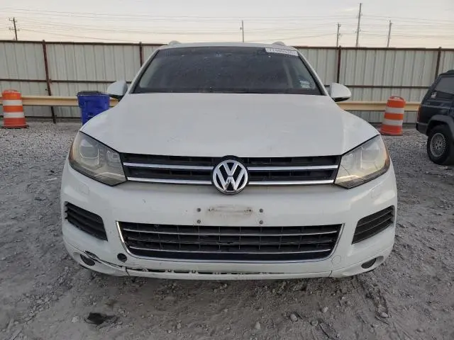 2014 VOLKSWAGEN TOUAREG V6 TDI  