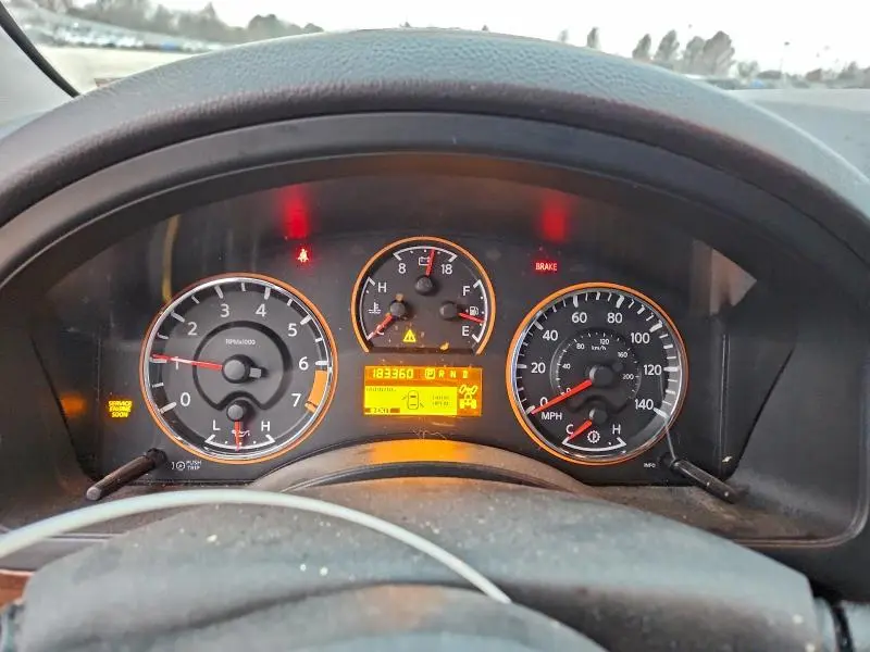 2011 NISSAN ARMADA SV  