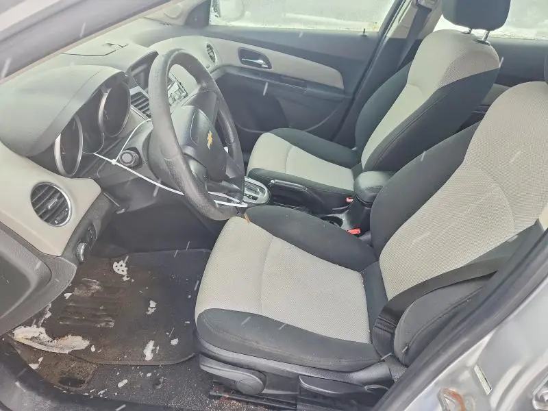 2011 CHEVROLET CRUZE LS  