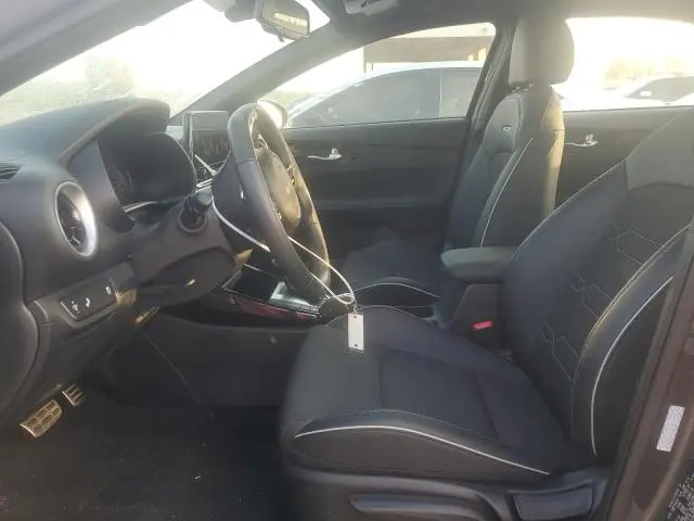 2024 KIA FORTE GT LINE  