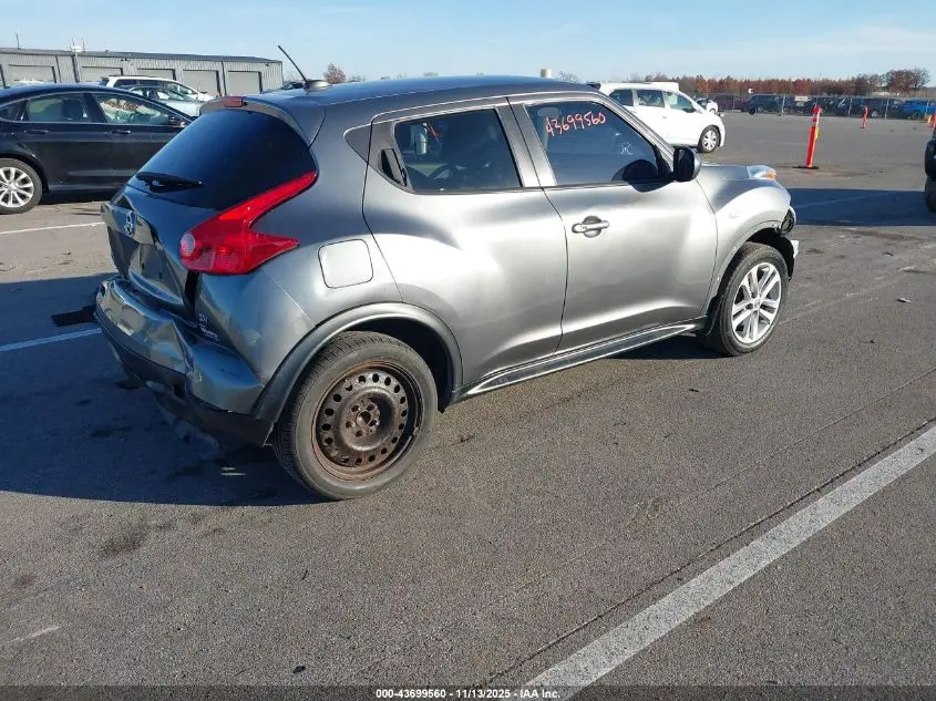 2011 NISSAN JUKE SV