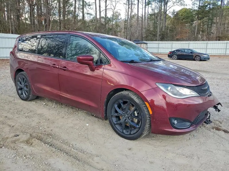 2020 CHRYSLER PACIFICA TOURING  