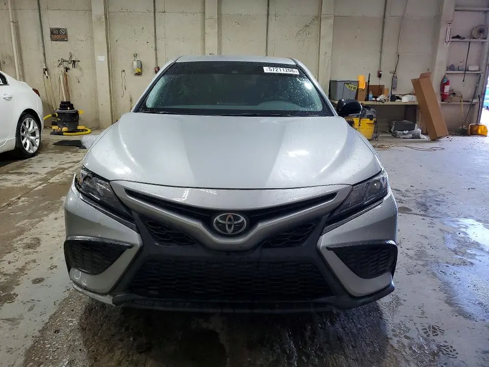 2022 TOYOTA CAMRY SE NIGHTSHADE  