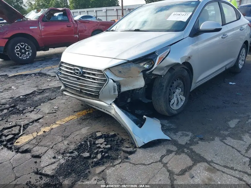 2019 HYUNDAI ACCENT SE