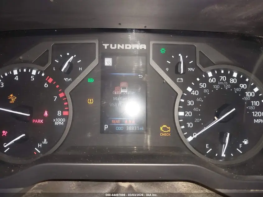 2024 TOYOTA TUNDRA SR5