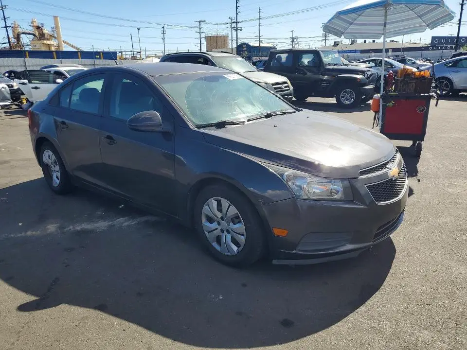 2014 CHEVROLET CRUZE LS  