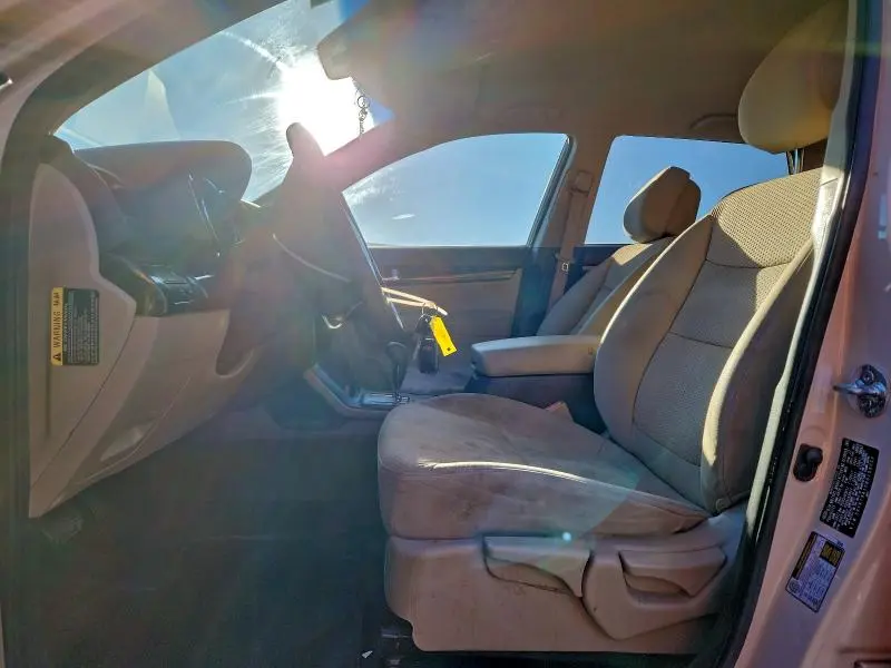 2011 KIA SORENTO BASE  