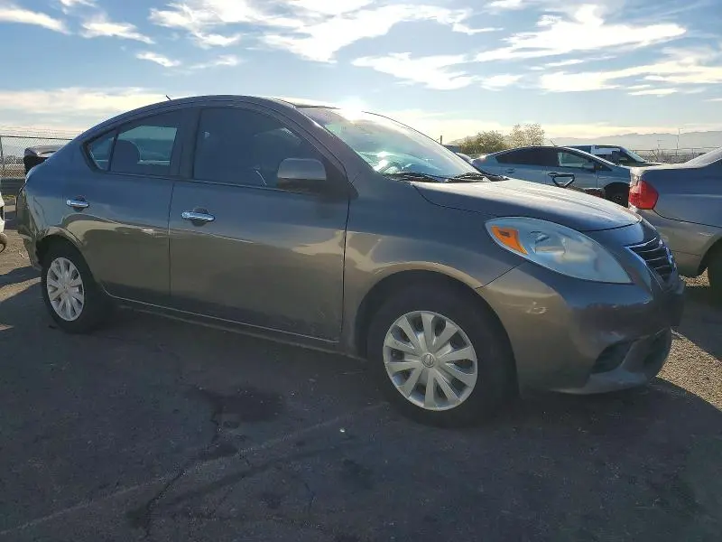 2013 NISSAN VERSA S  