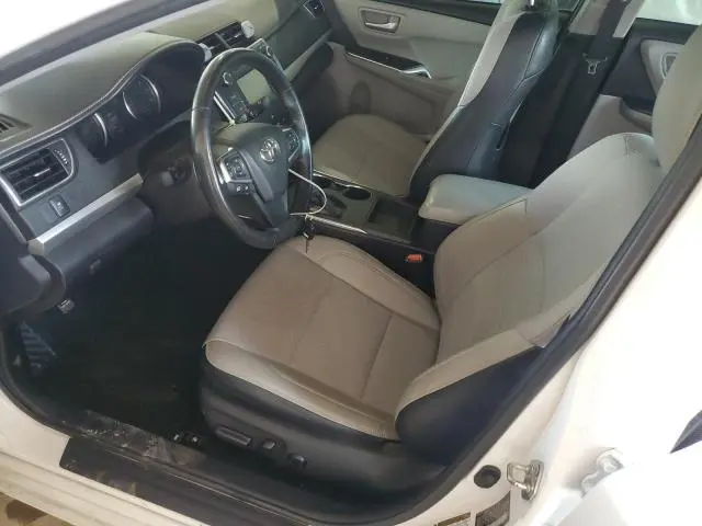 2016 TOYOTA CAMRY LE  