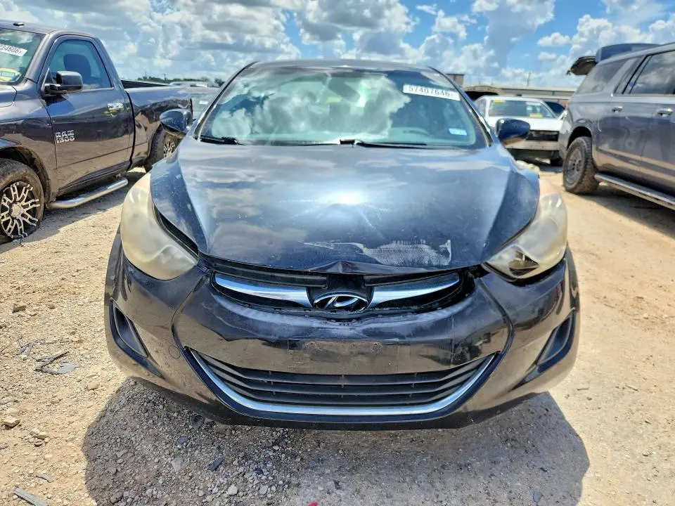 2011 HYUNDAI ELANTRA GLS  