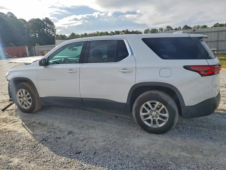 2022 CHEVROLET TRAVERSE LS  