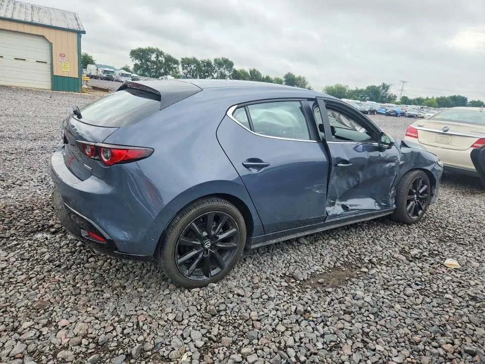 2024 MAZDA 3 PREFERRED  
