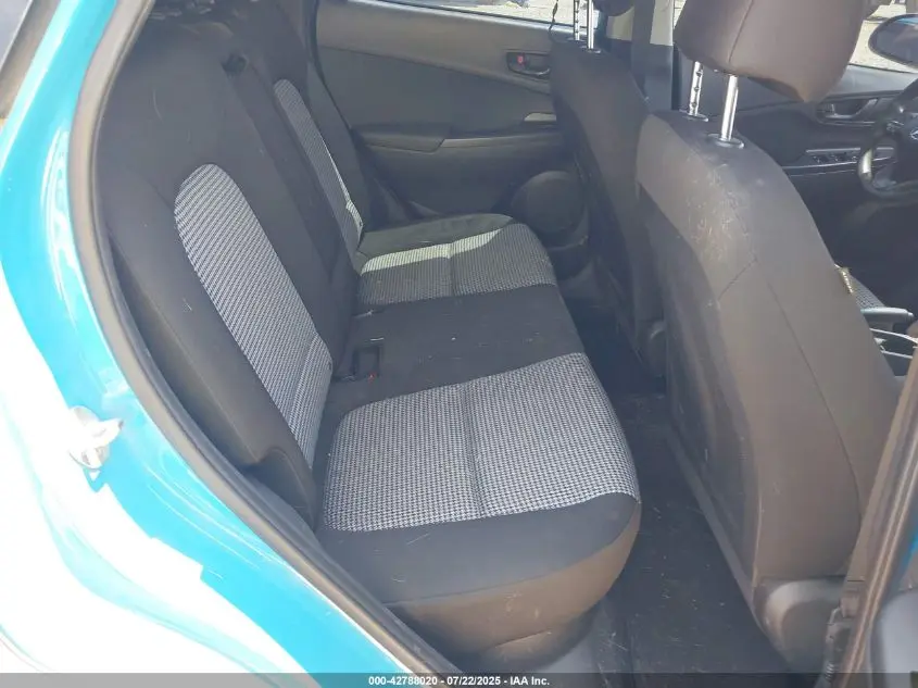 2022 HYUNDAI KONA SE