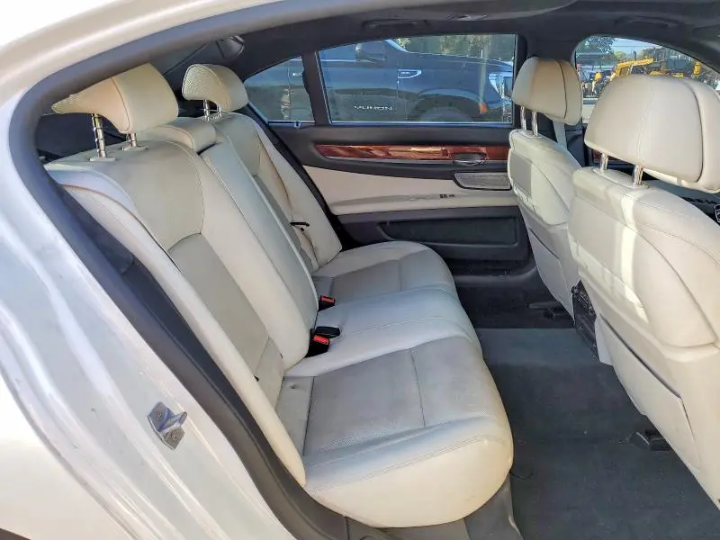 2015 BMW ALPINA B7   