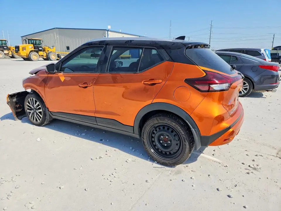 2024 NISSAN KICKS SV  