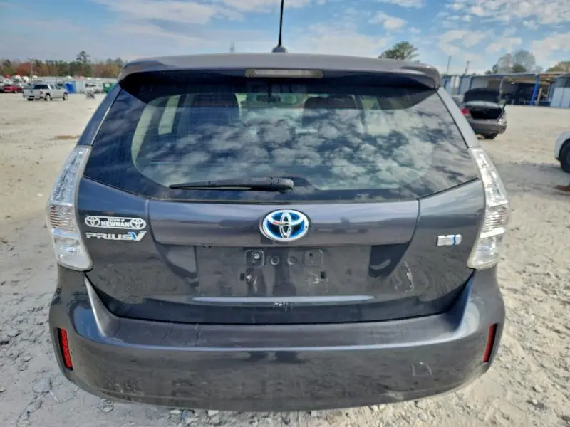 2012 TOYOTA PRIUS V   