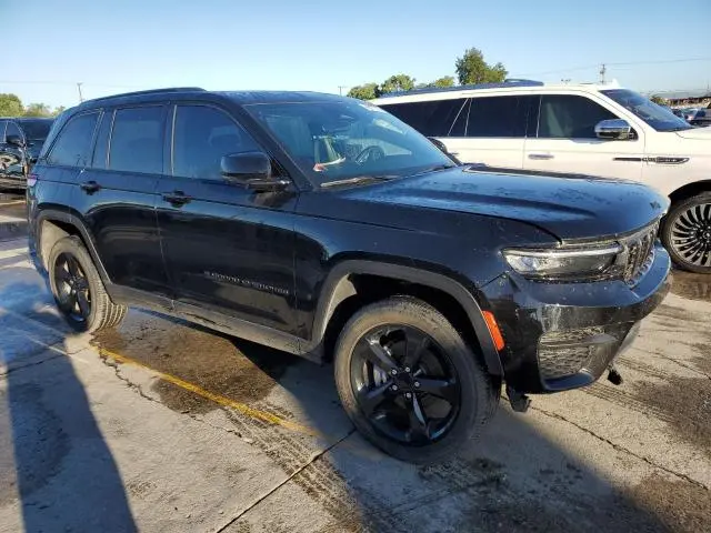 2023 JEEP GRAND CHEROKEE LAREDO  