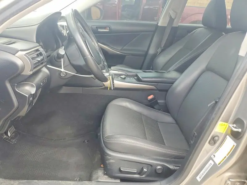 2019 LEXUS IS 300  