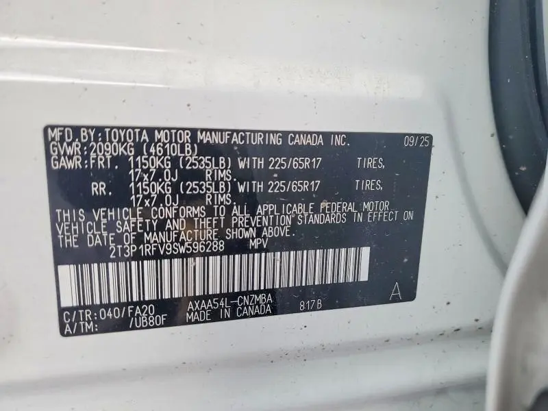 2025 TOYOTA RAV4 XLE  