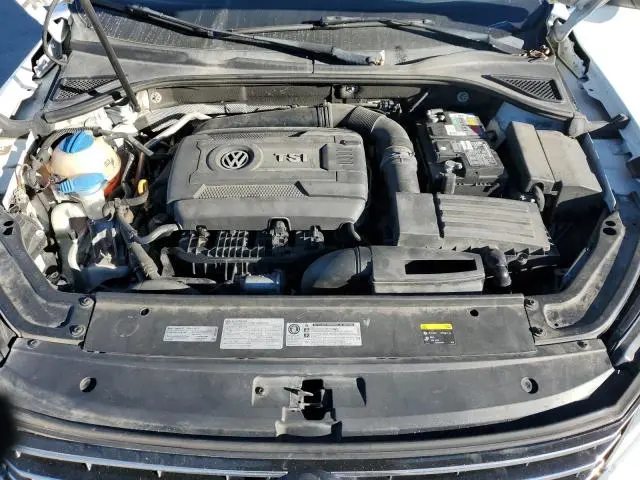 2016 VOLKSWAGEN PASSAT SE  