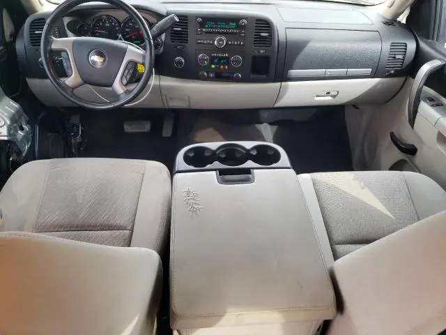 2011 CHEVROLET SILVERADO K1500 LT  