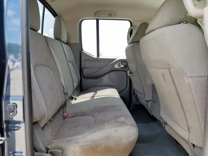 2019 NISSAN FRONTIER S  