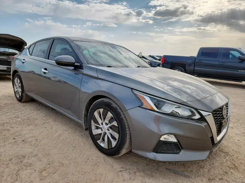 2019 NISSAN ALTIMA S