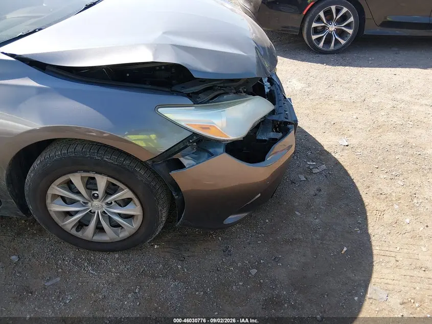 2016 TOYOTA CAMRY LE