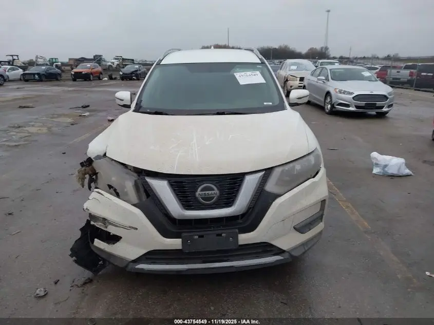 2018 NISSAN ROGUE SV