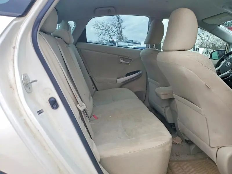 2010 TOYOTA PRIUS II  