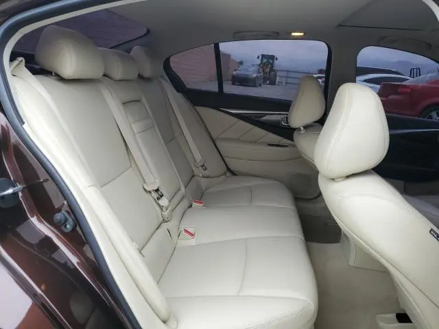 2018 INFINITI Q50 LUXE  