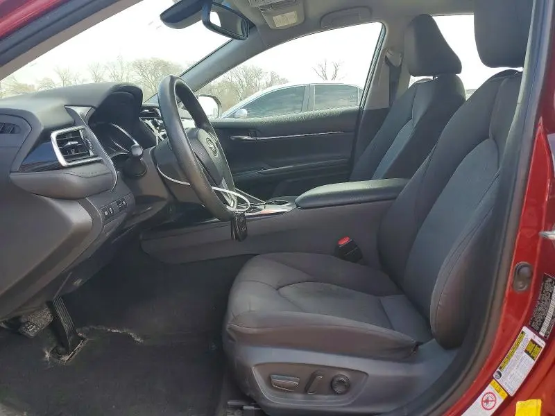 2018 TOYOTA CAMRY LE  