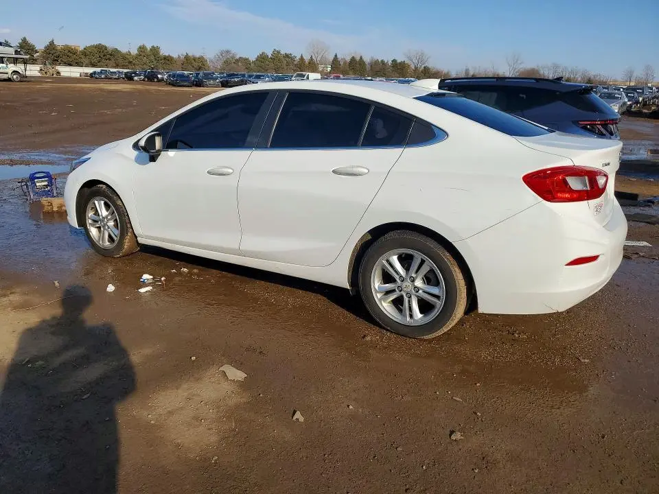 2016 CHEVROLET CRUZE LT  
