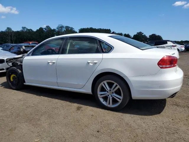 2014 VOLKSWAGEN PASSAT SE