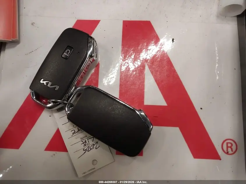 2025 KIA SPORTAGE X-LINE