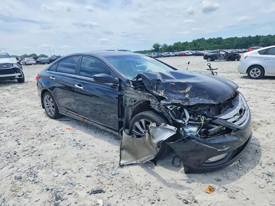 2011 HYUNDAI SONATA SE  