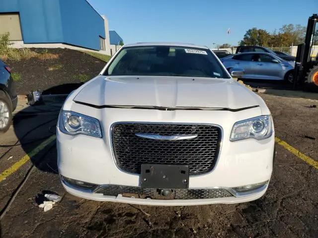 2017 CHRYSLER 300C   