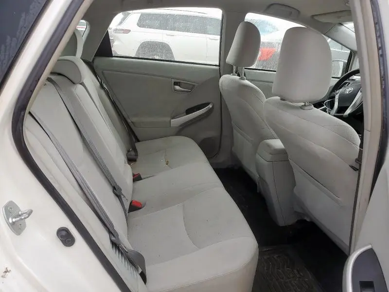 2015 TOYOTA PRIUS   