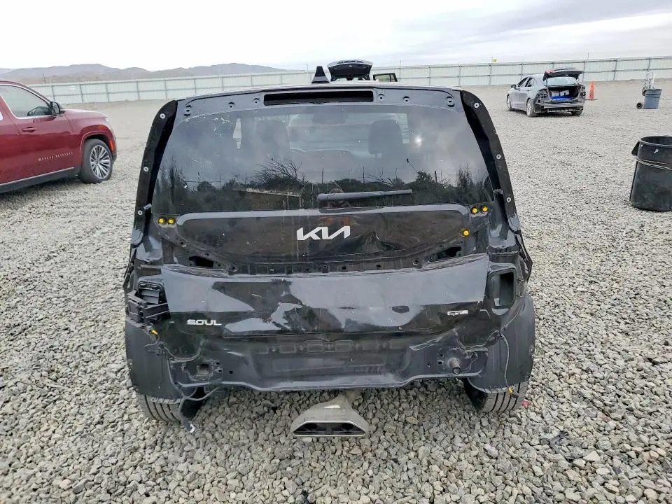 2024 KIA SOUL GT-LINE  
