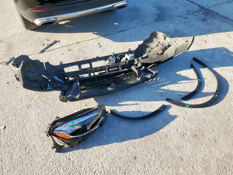 2017 MERCEDES-BENZ GLC 300  