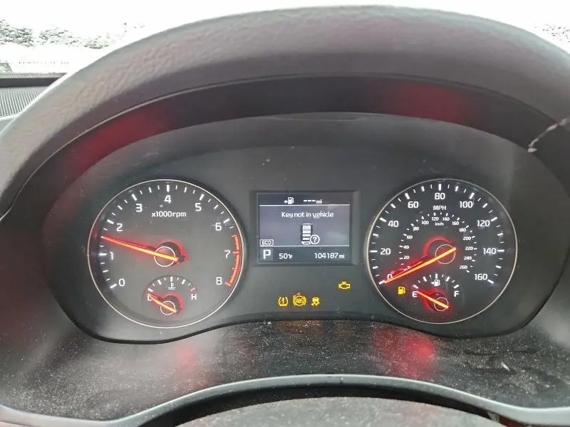 2017 KIA CADENZA PREMIUM  