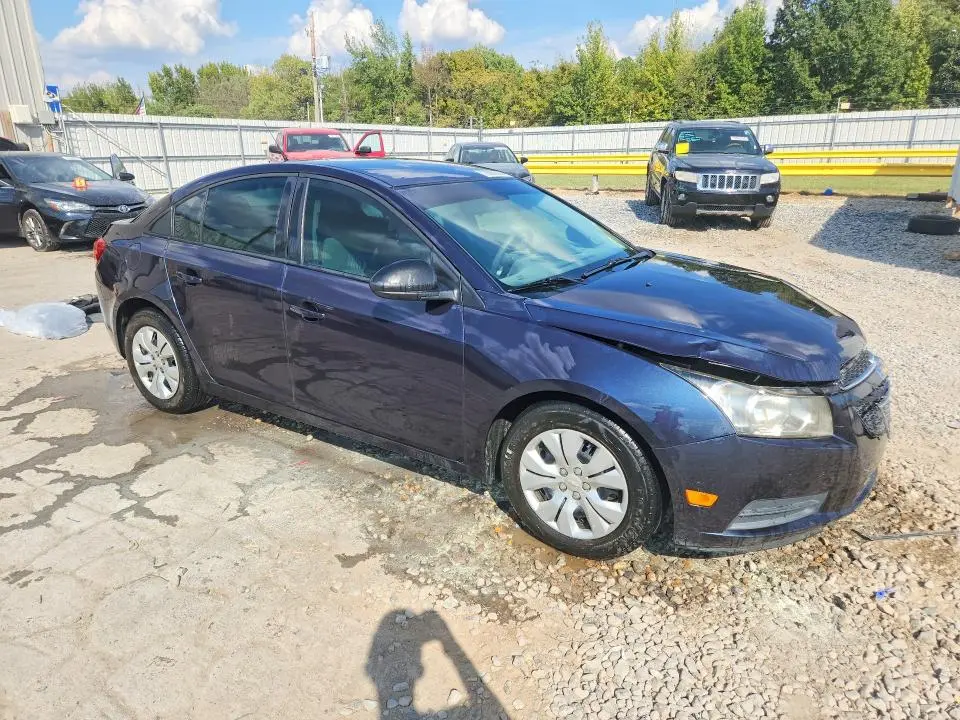 2014 CHEVROLET CRUZE LS  