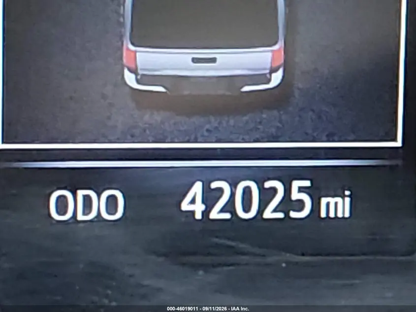 2022 TOYOTA TACOMA SR5