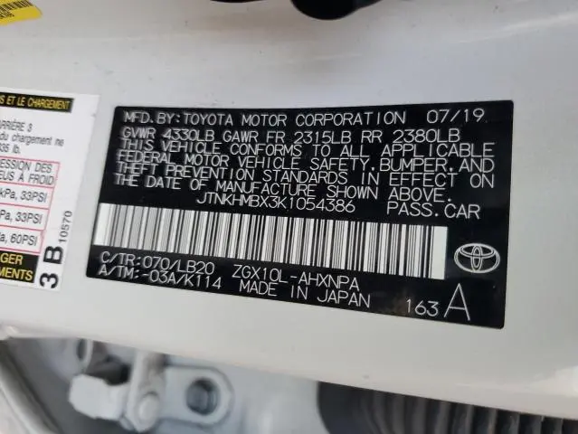 2019 TOYOTA C-HR XLE  