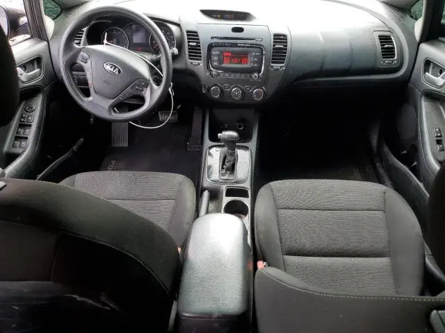 2017 KIA FORTE LX  