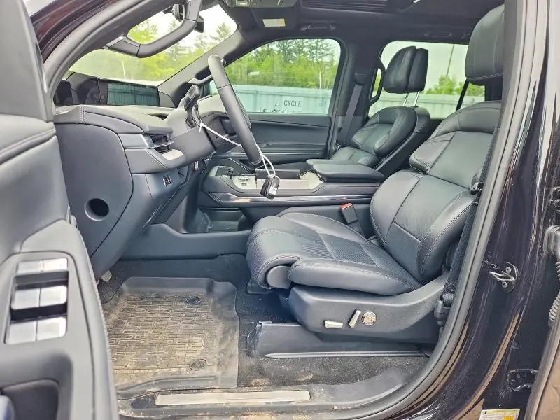 2025 LINCOLN NAVIGATOR L RESERVE  