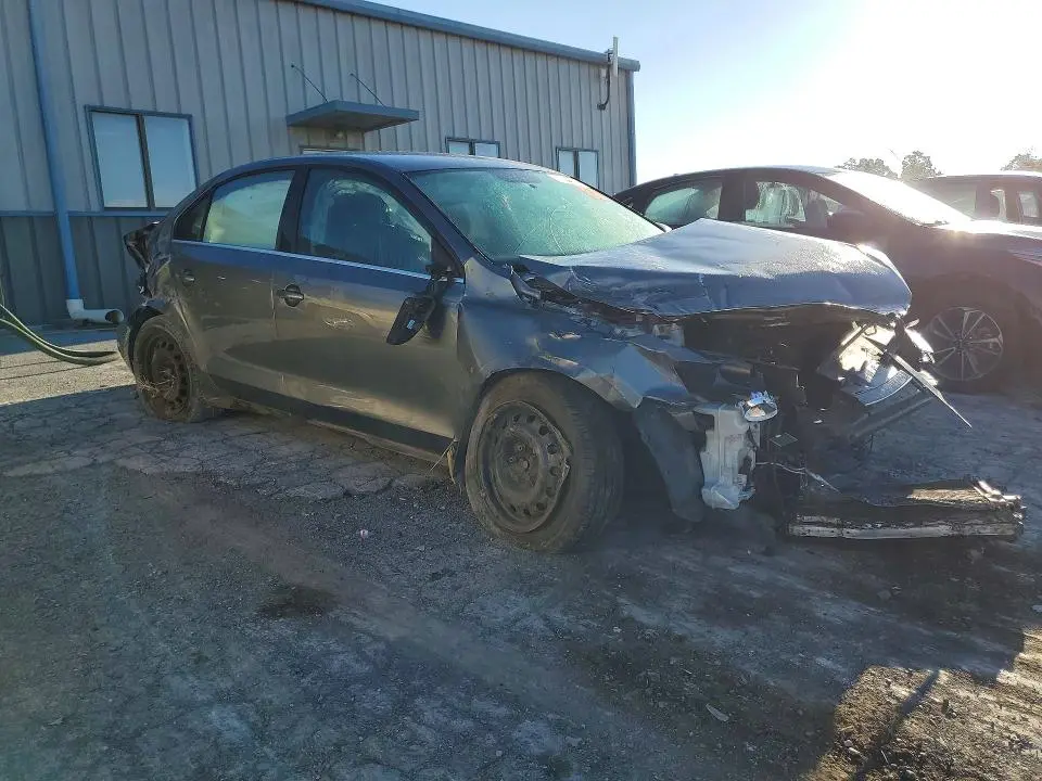2017 VOLKSWAGEN JETTA S  