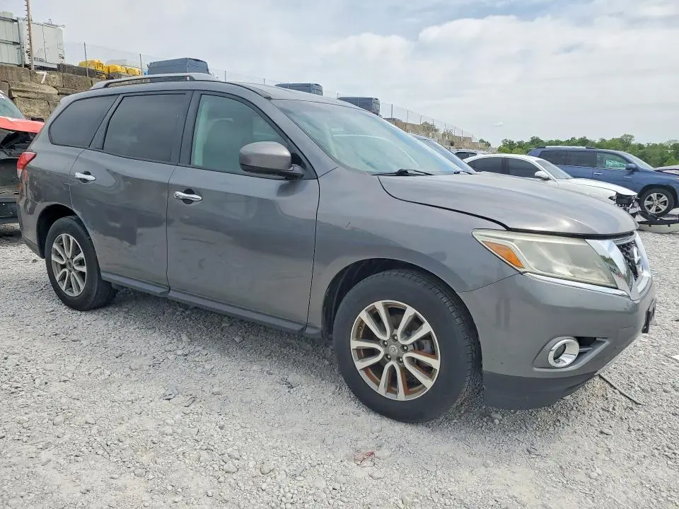2016 NISSAN PATHFINDER SV  
