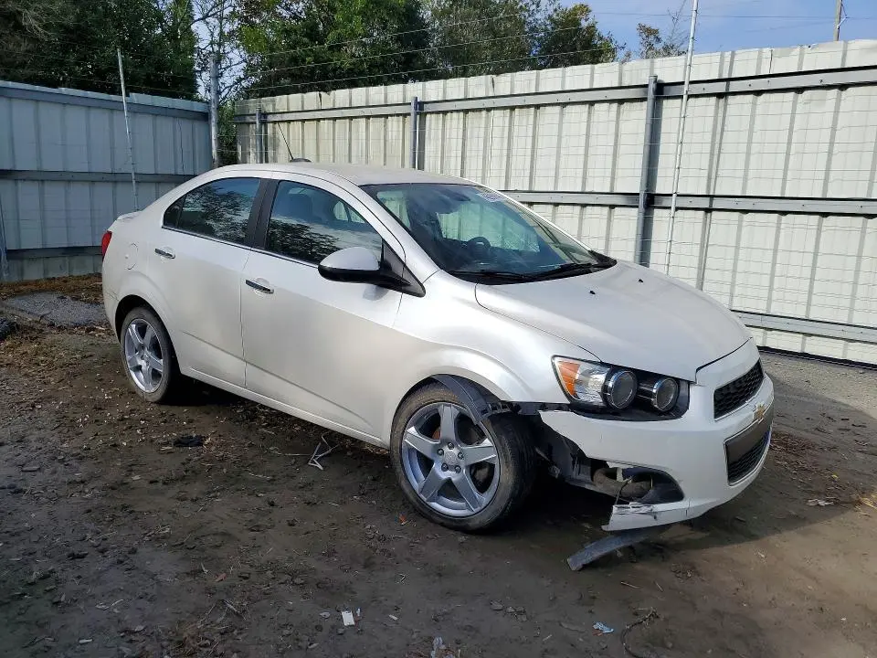 2015 CHEVROLET SONIC LTZ  