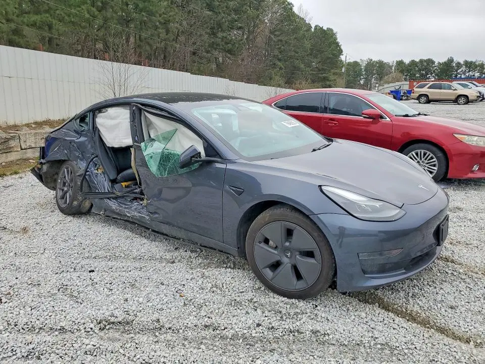 2021 TESLA MODEL 3   